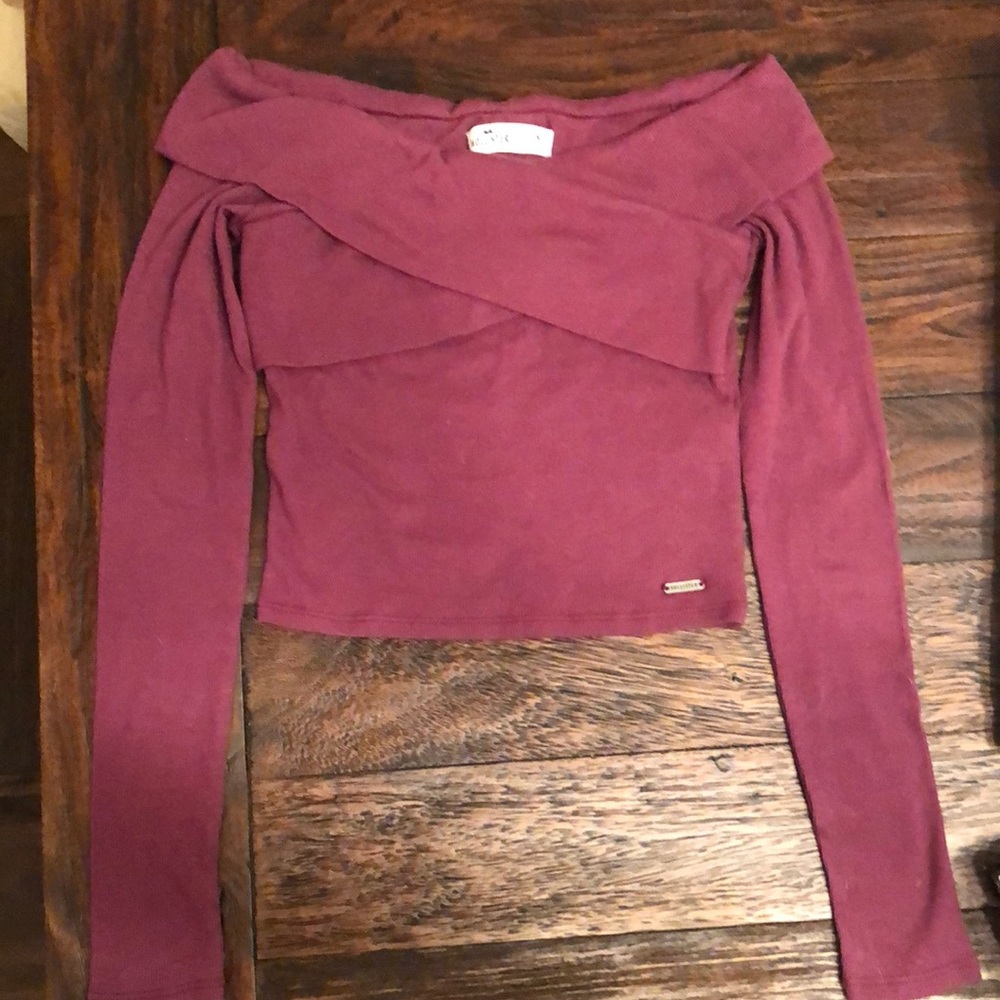 NWT Hollister off the shoulder crop top
